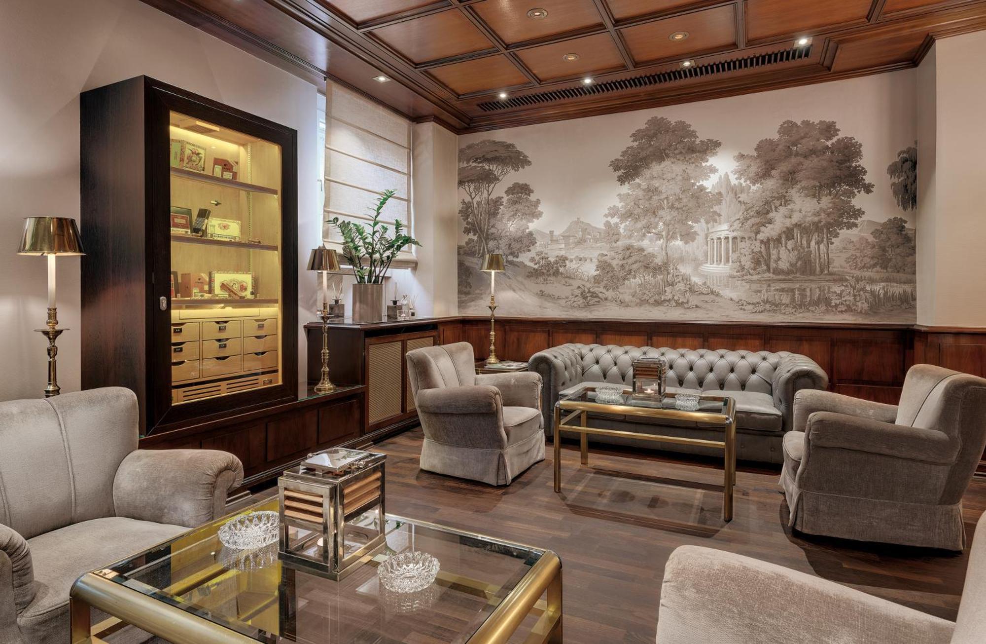 โรงแรมยูโรไพเชอร์ โฮฟ ไฮเดิลแบร์ค ไฮเดลเบิร์ก ภายนอก รูปภาพ The interior of the club