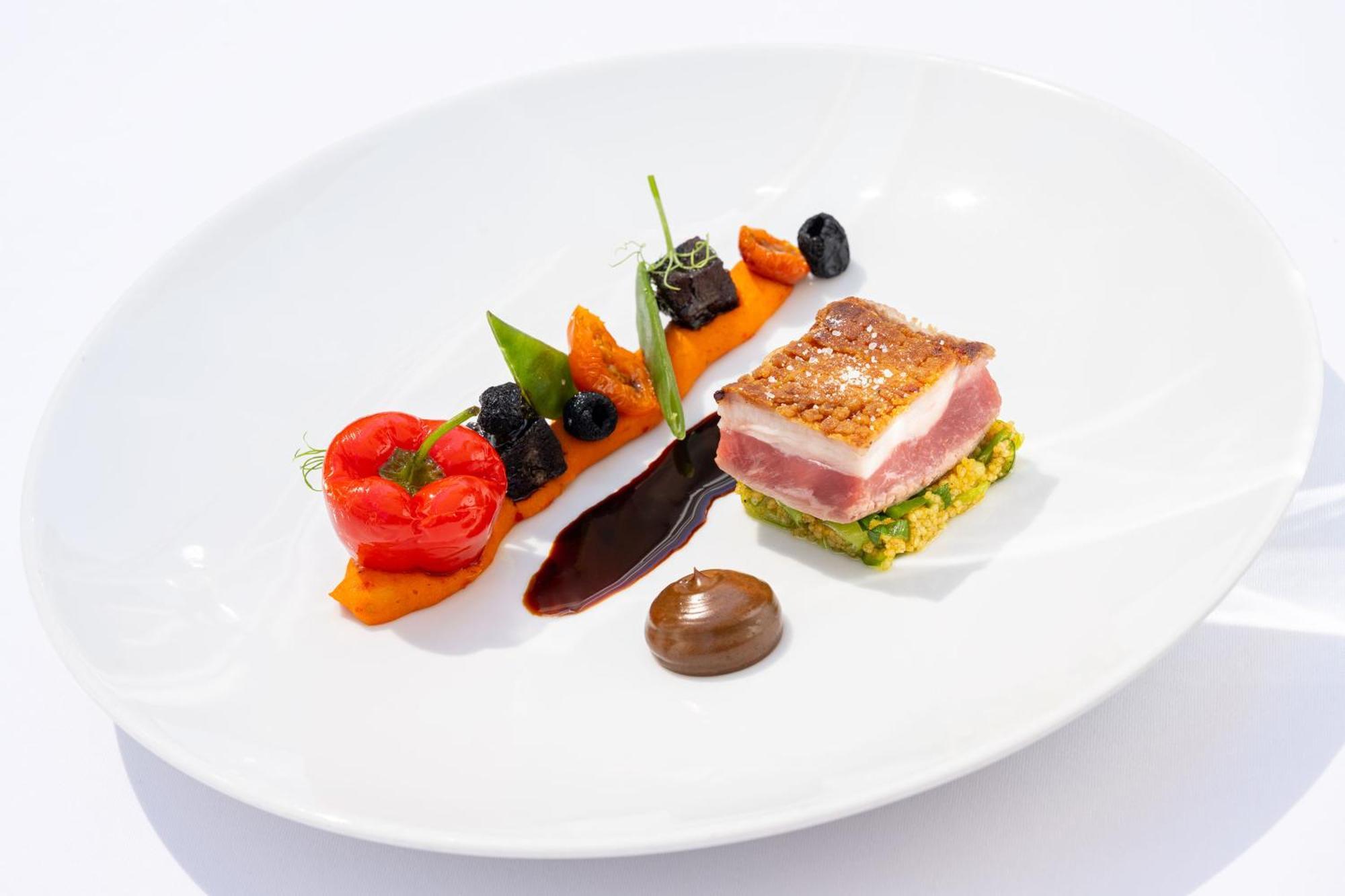 โรงแรมยูโรไพเชอร์ โฮฟ ไฮเดิลแบร์ค ไฮเดลเบิร์ก ภายนอก รูปภาพ A modern French dish